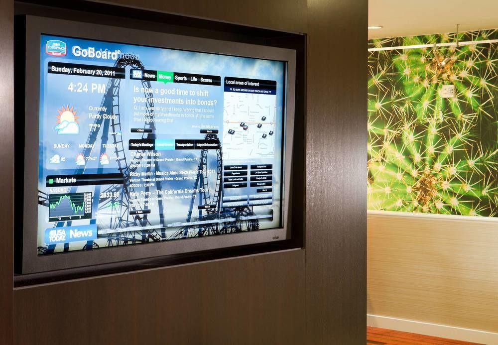Courtyard By Marriott Dallas Arlington Entertainment District Extérieur photo